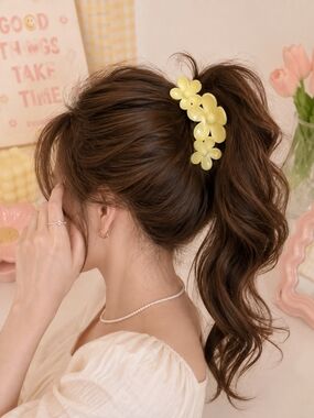Yellow Daisy Floral Hair Claw Clip Large New